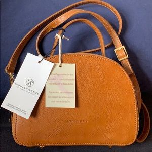Leather Bag Made in Italy // Divina Firenze